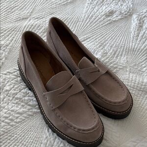 House of Harlow 1960 Stone Suede Loafers